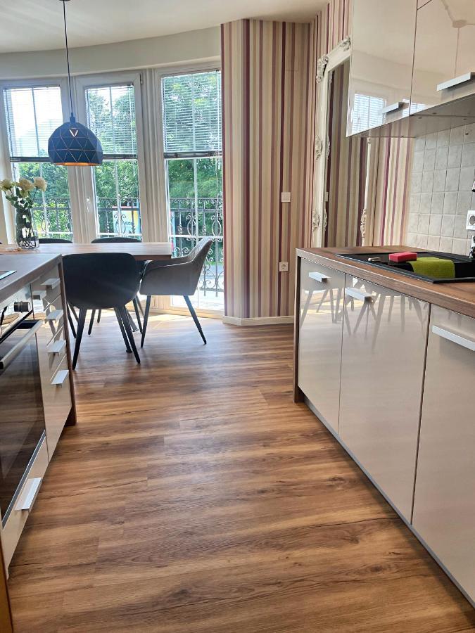 לאסצה Vila Urbana Luxury Apartments מראה חיצוני תמונה