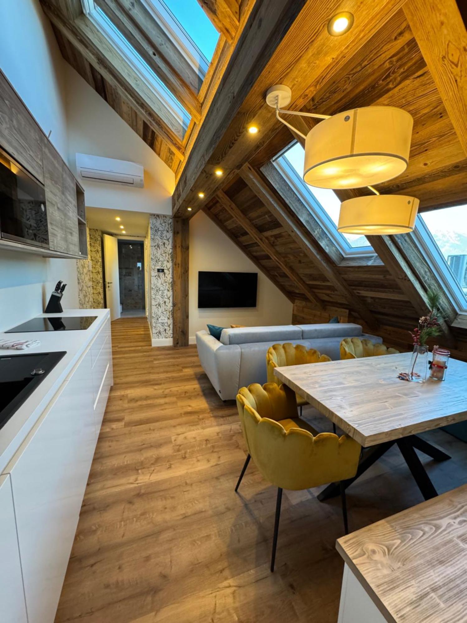 לאסצה Vila Urbana Luxury Apartments מראה חיצוני תמונה