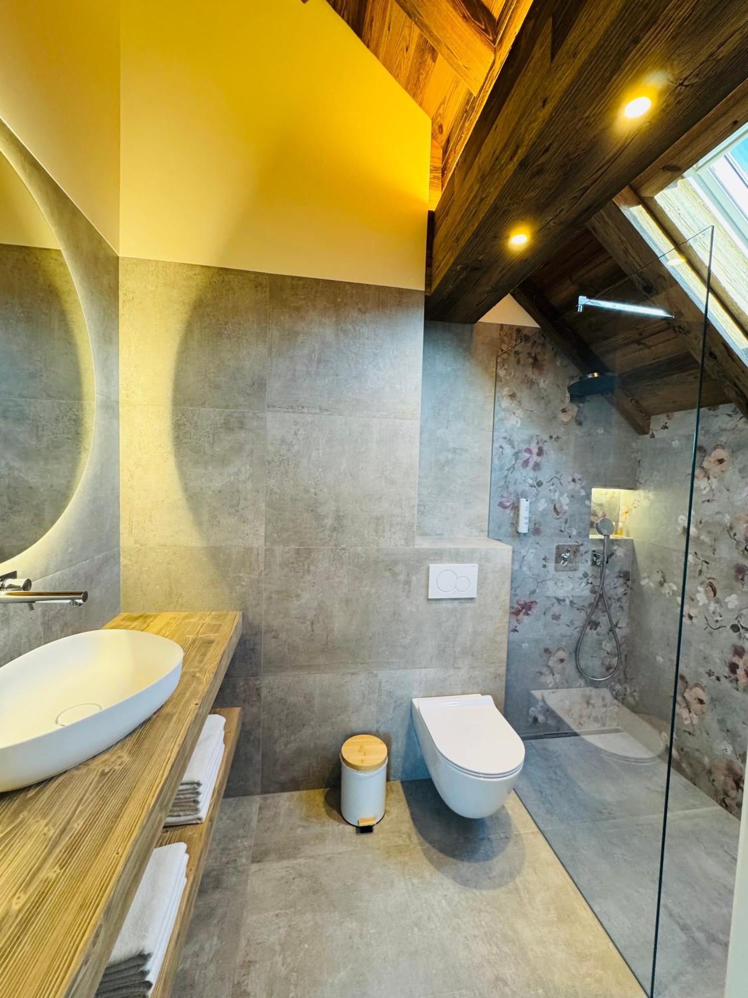 לאסצה Vila Urbana Luxury Apartments מראה חיצוני תמונה